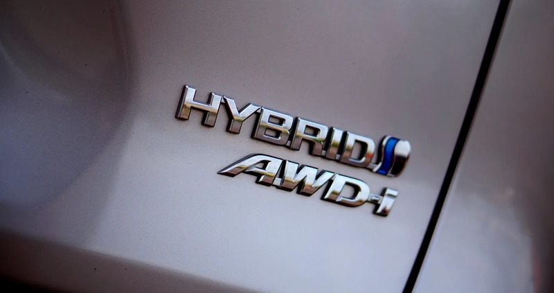 Toyota RAV4 cena 149700 przebieg: 63000, rok produkcji 2020 z Warszawa małe 781